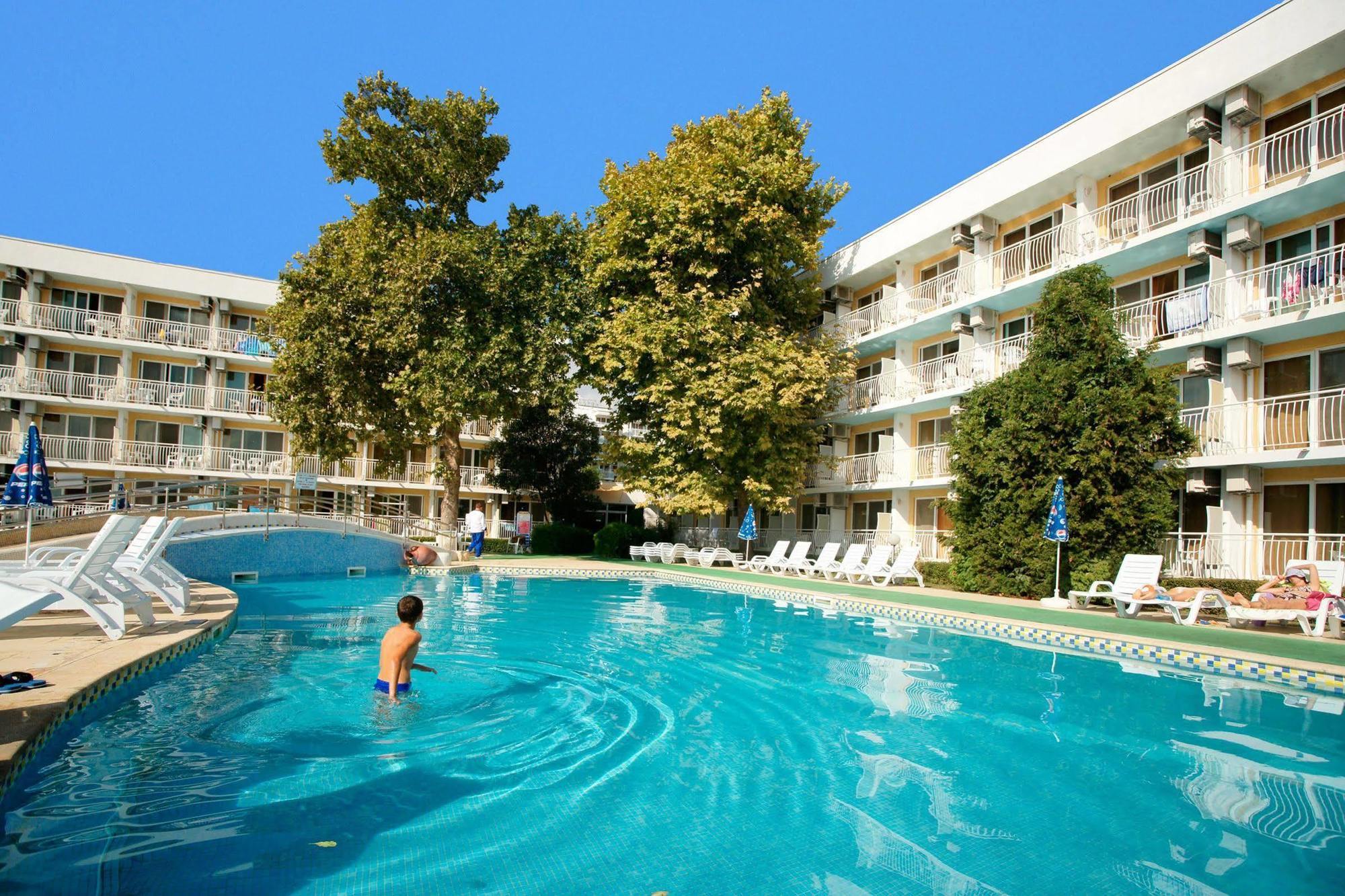 Kaliopa Hotel Albena Exterior foto